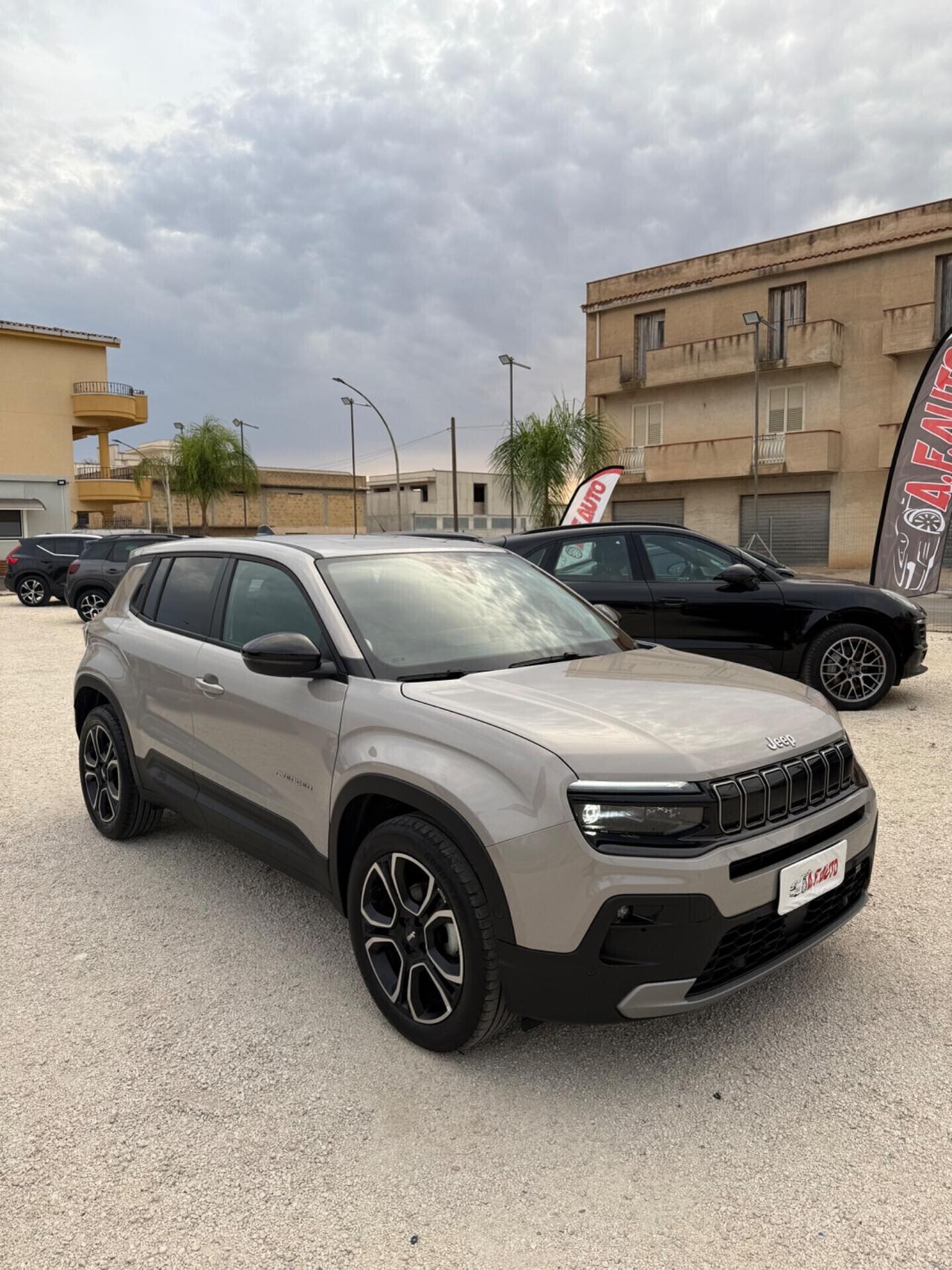 Jeep Avenger 1.2 Turbo 100 CV Summit