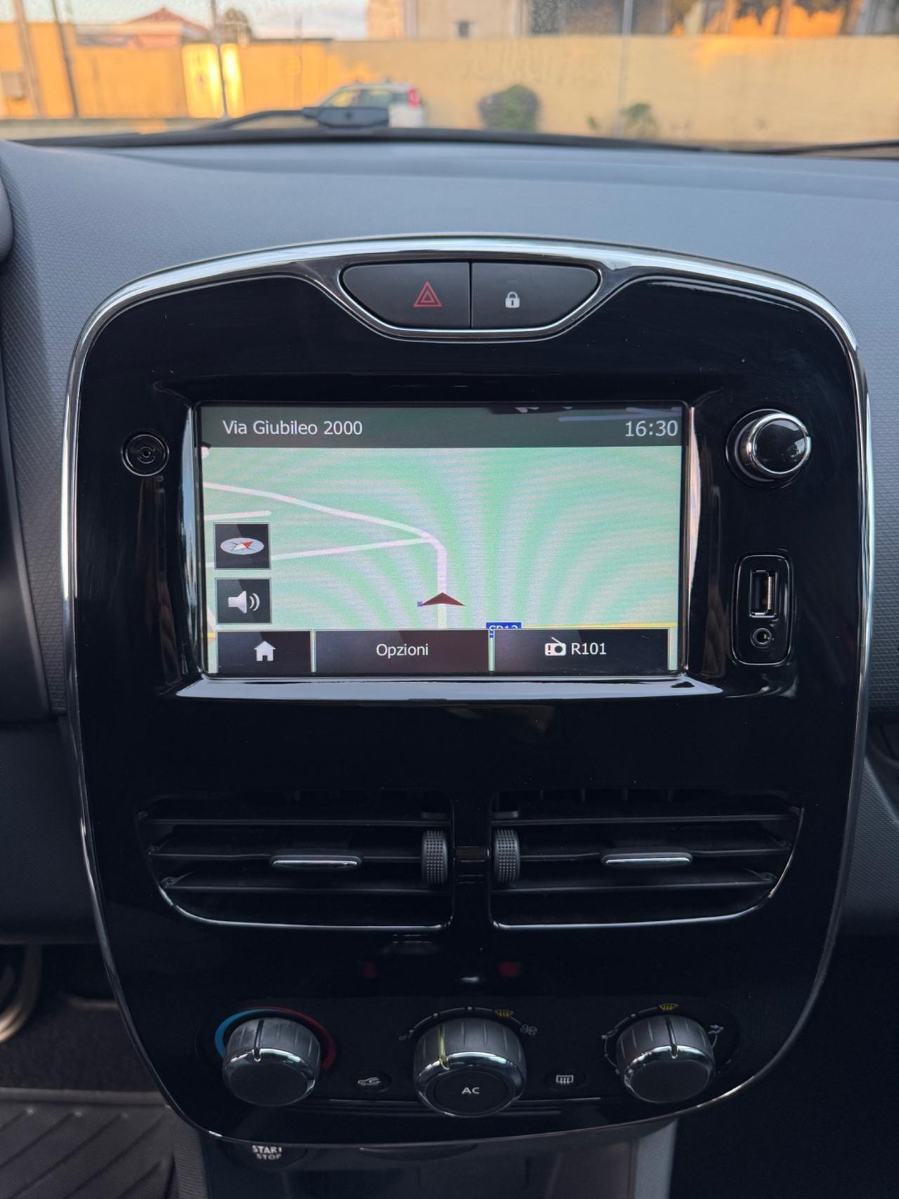 Renault Clio 1.5 dCi SOLO 81.000 KM CERTIFICATI