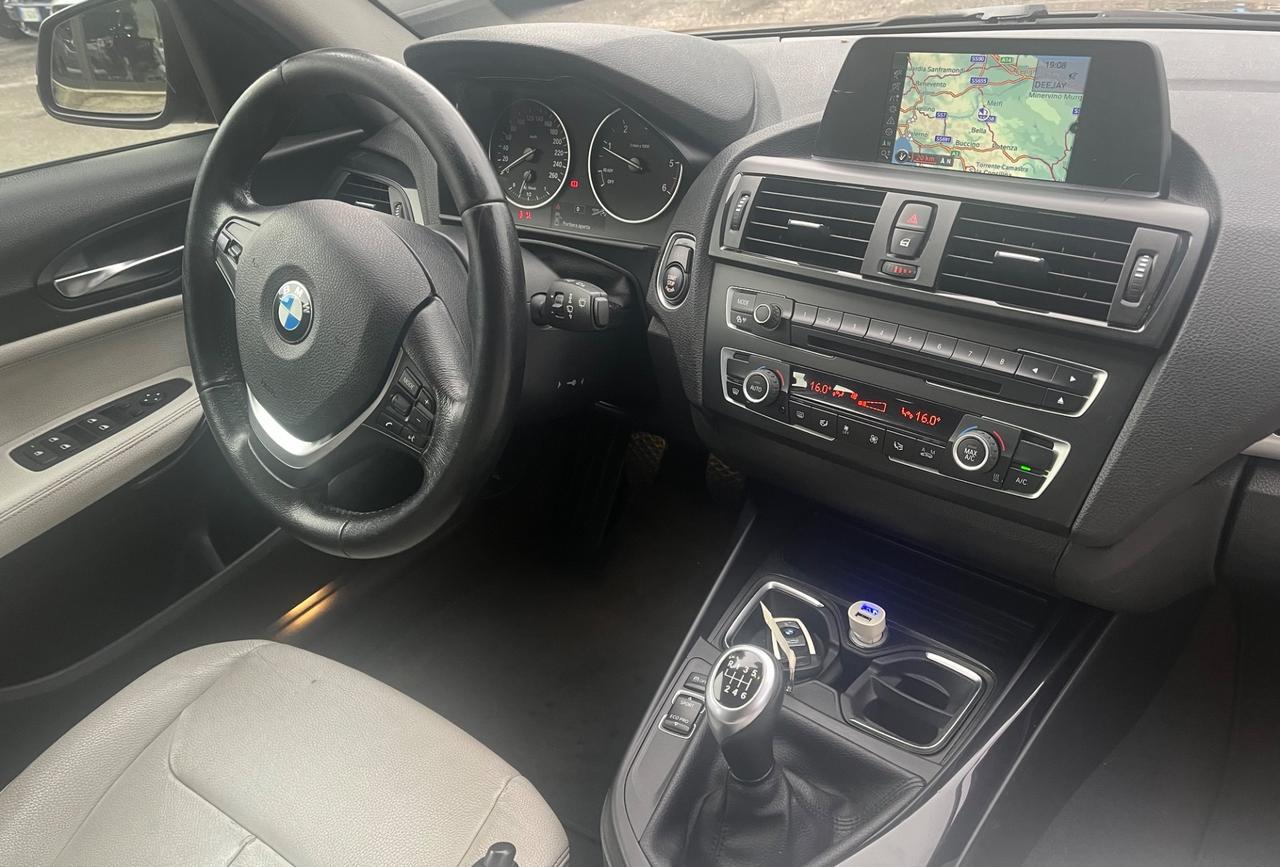 Bmw 118 118d 5p. Sport
