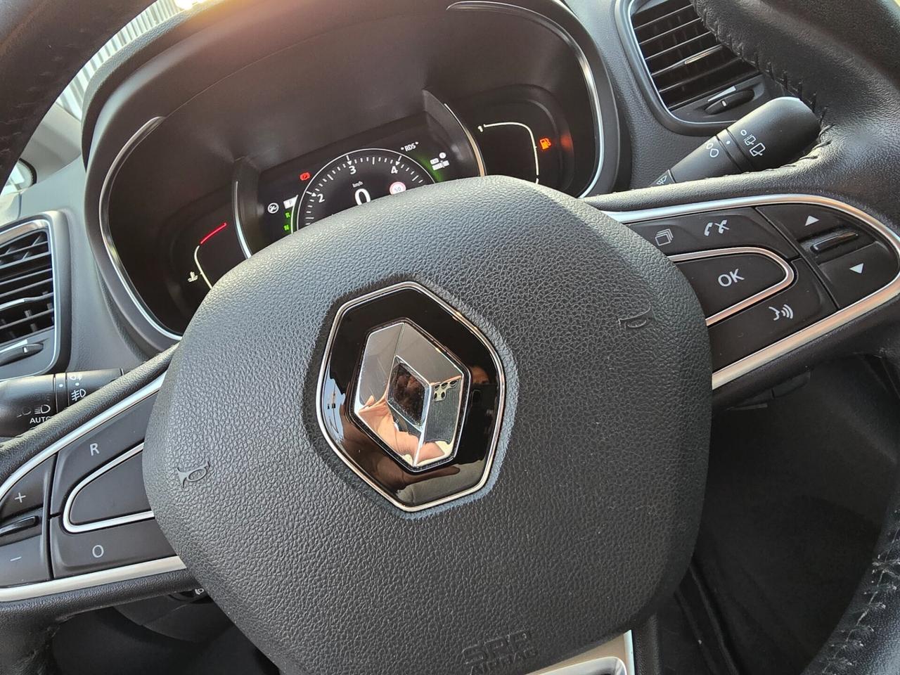 Renault Scenic Scnic dCi 8V 110 CV EDC Energy Spor