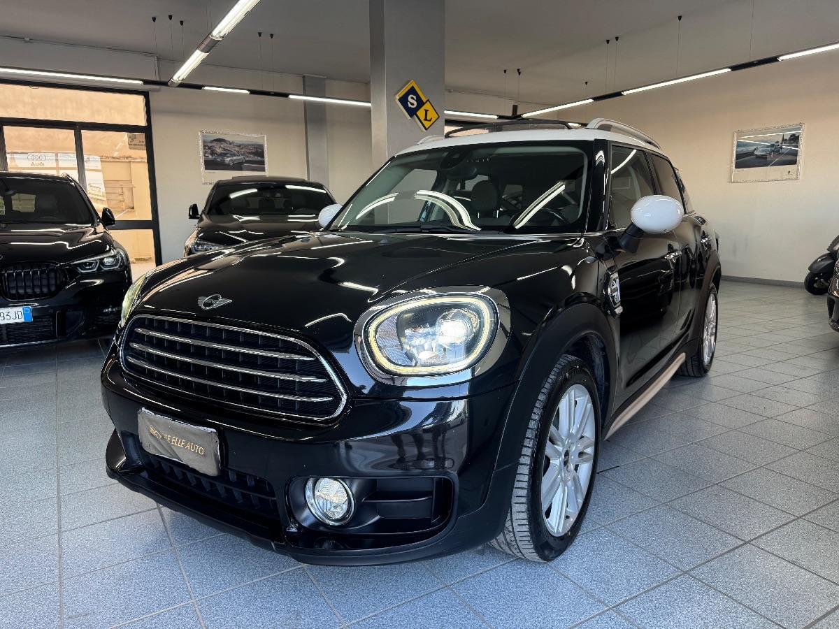 MINI COUNTRYMAN Cooper D Hype aut. TETTO/ NAVI/ LED