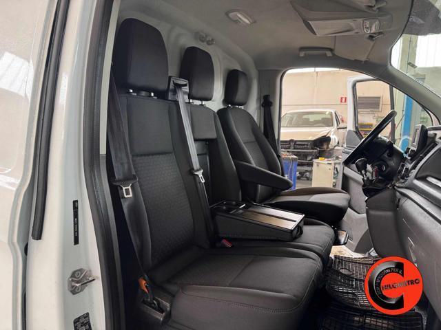 FORD Transit Custom 320 2.0 TDCI 131 CV L1H1-BLUETOOTH-CRUISE-SENSORI