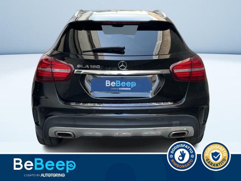 Mercedes-Benz GLA 180 PREMIUM AUTO