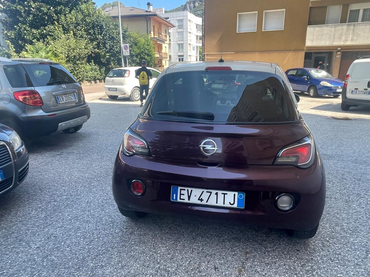 Opel Adam 1.2 70 CV WHITE-BLACK LINK NEOPATENTATI