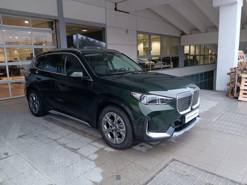 BMW iX1 eDrive 20 X-Line Special Edition