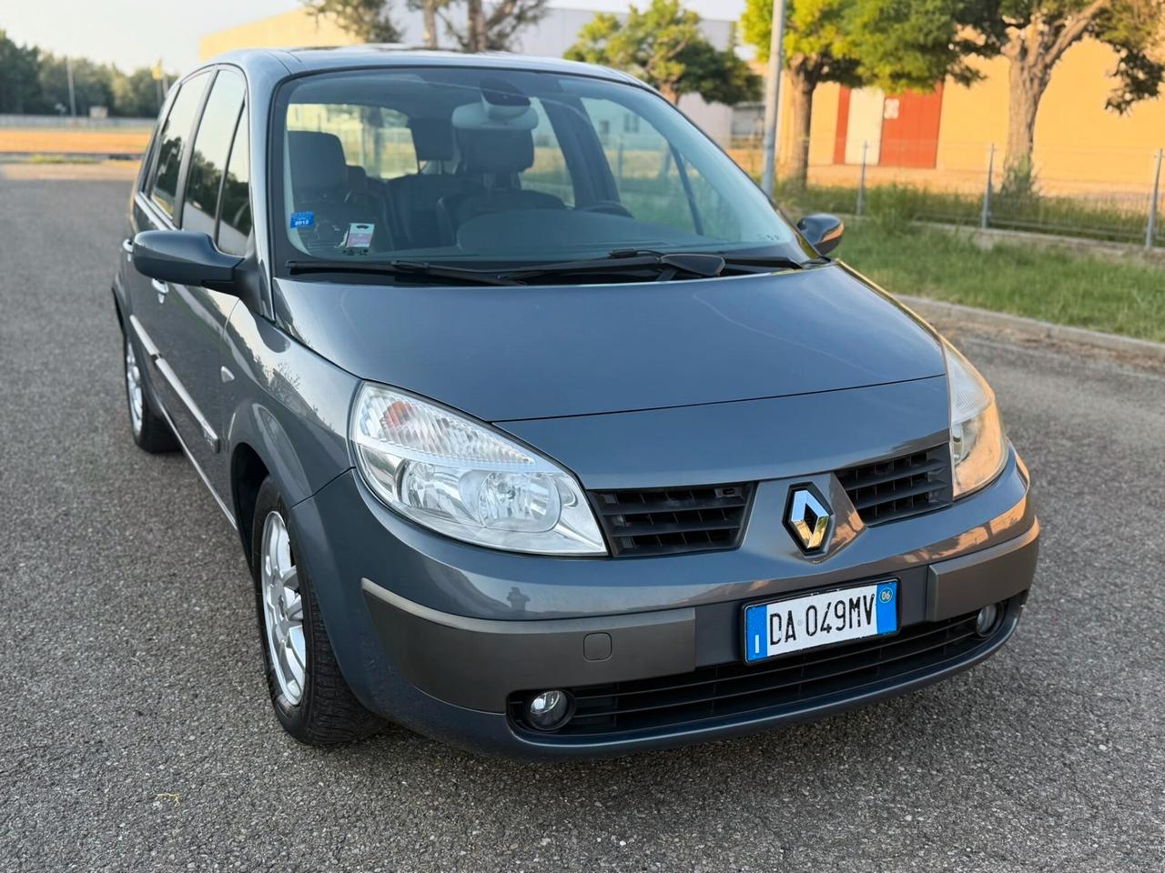 Renault Grand Scénic 1.9 DCI DOPPIA TETTO