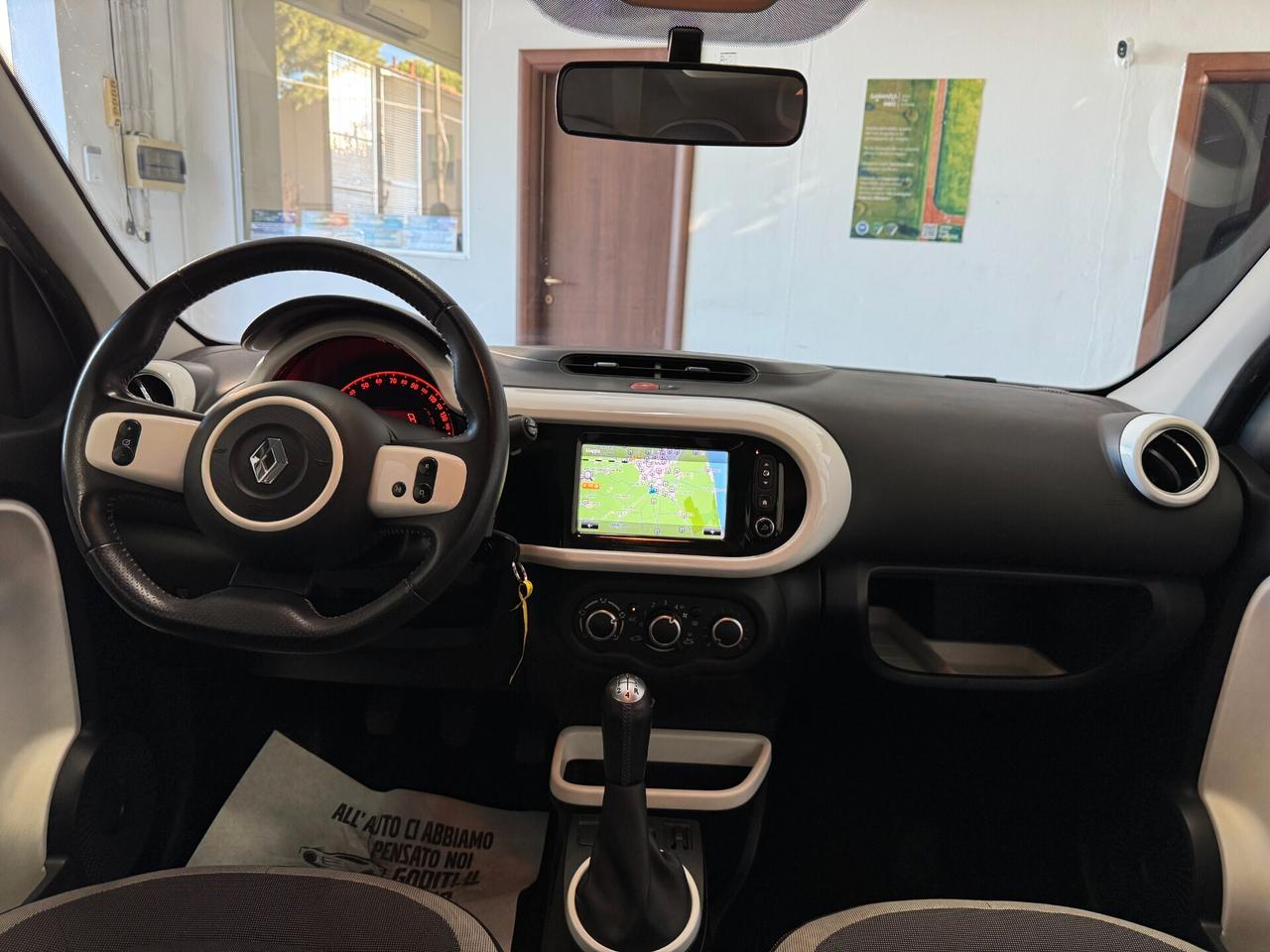 Renault Twingo 2016 Lovely NEOPATENTATI NAVI