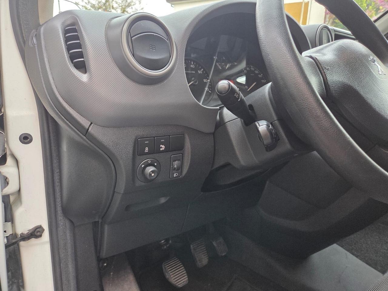 PEUGEOT PARTNER BLUEHDI 100CV 73KW-2017