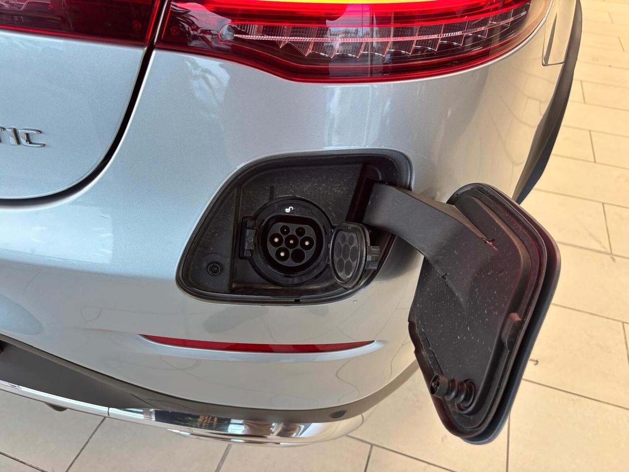 Mercedes-benz GLC 300 de 4Matic Plug-in hybrid Coupé Premium