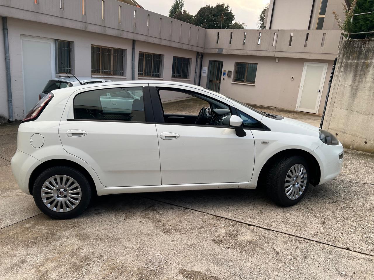 Fiat Punto 1.3 MJT II S&S 85 CV 5 porte ECO Lounge