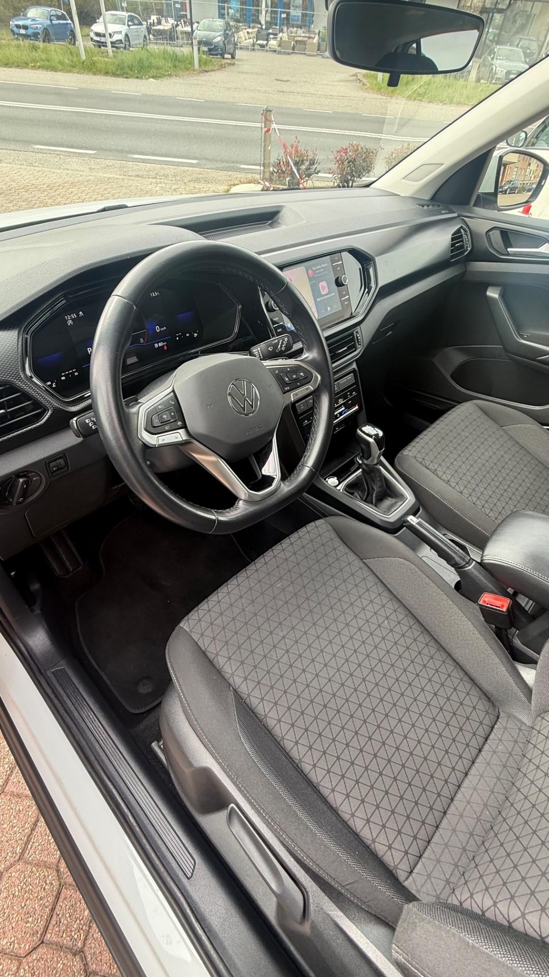 VOLKSWAGEN T-CROSS R-LINE 2023