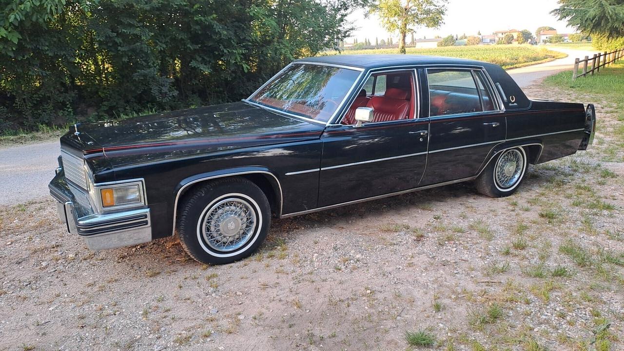 Cadillac Deville de ville PREZZO OFF-E-R-TA