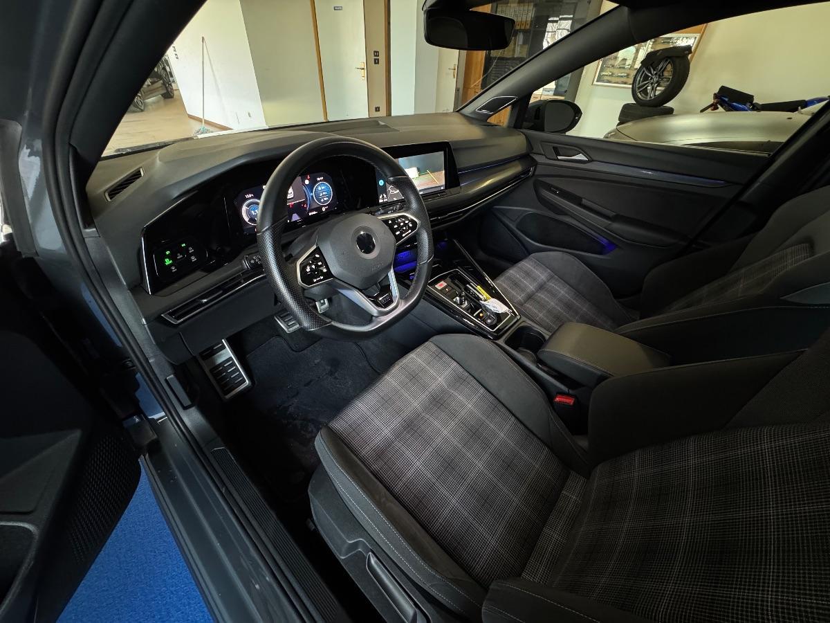 VOLKSWAGEN - Golf - GTD 2.0 TDI DSG 5p. BMT