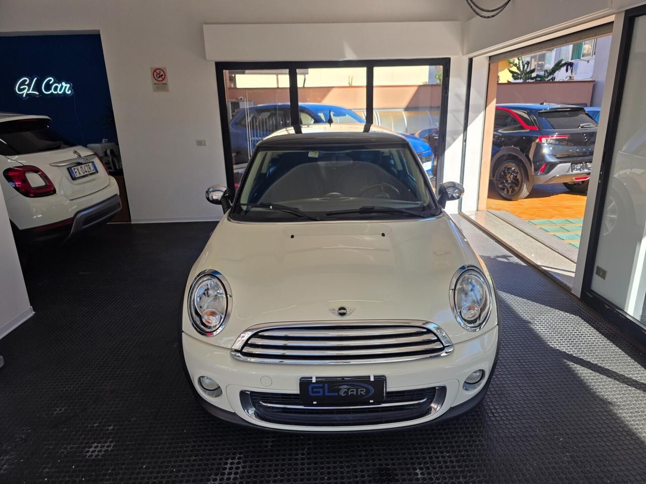 Mini 2.0 16V Cooper D AutOM 108000km FINANZ