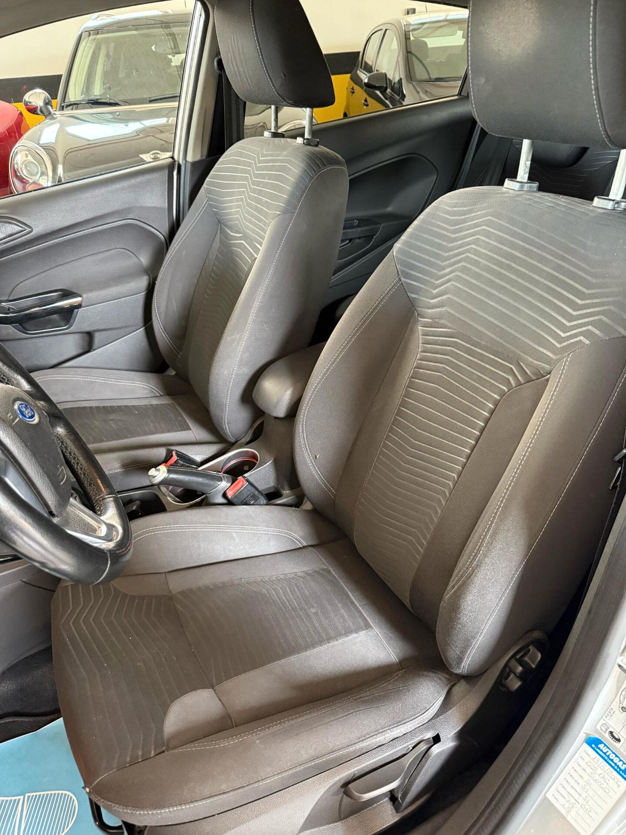 Ford Fiesta 1.4 5 porte Bz.- GPL