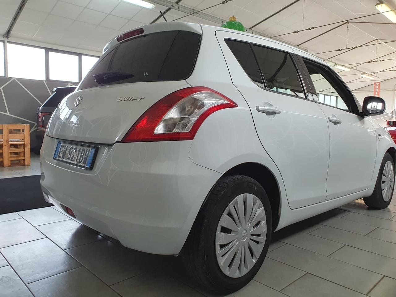 Suzuki Swift 1.3 DDiS 5 porte B-Cool