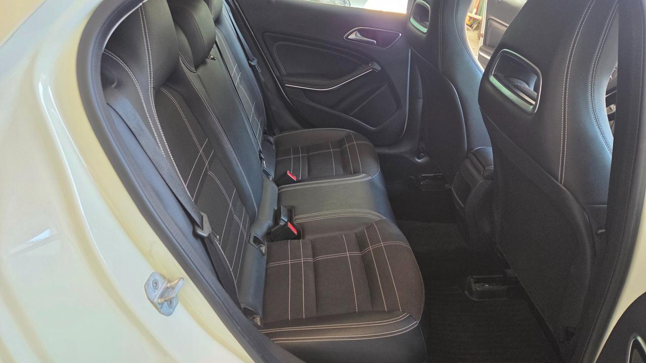 Mercedes-benz GLA 200 premium unico proprietario