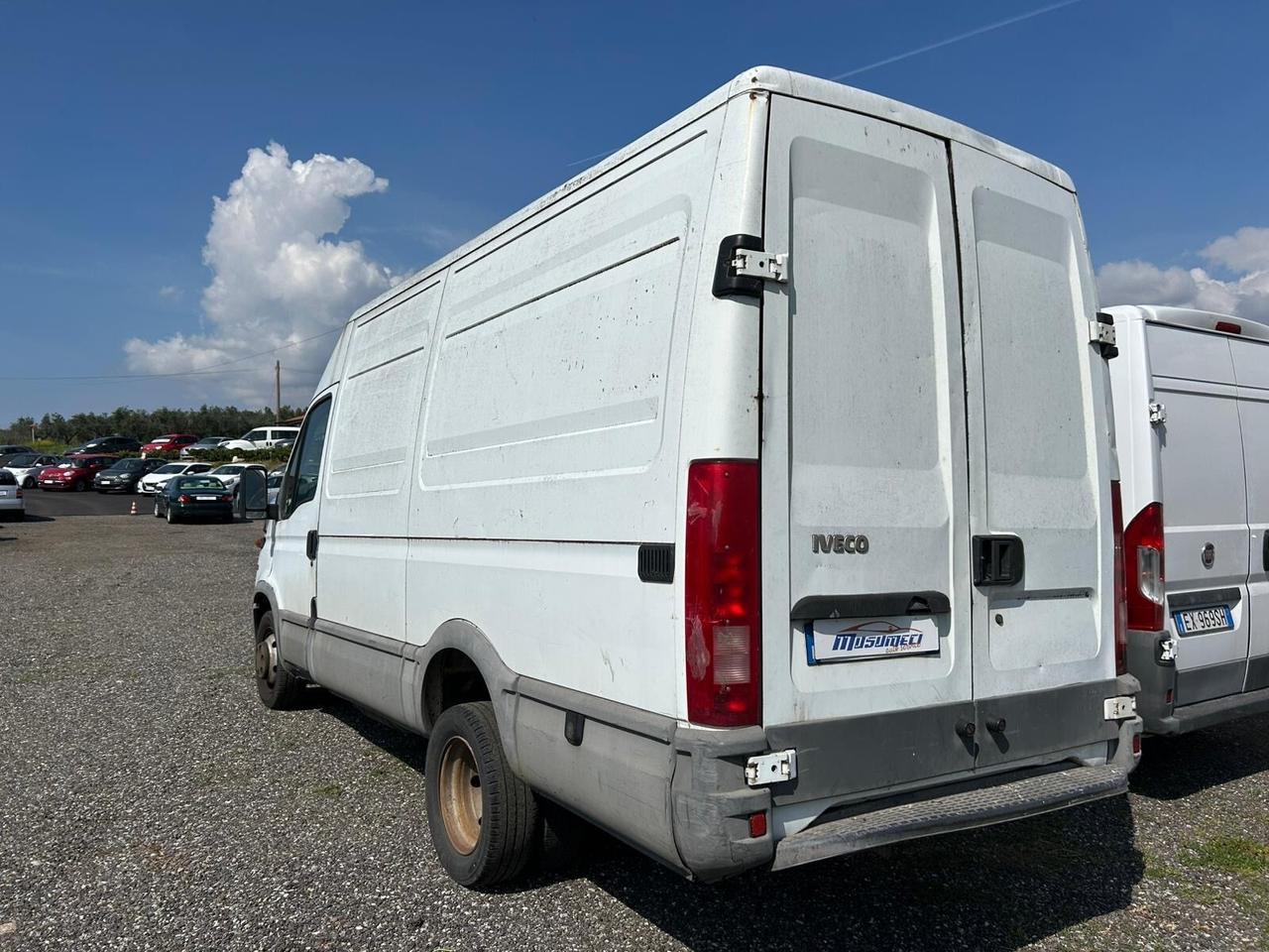 Iveco Daily 35S14VP 2.3 Hpi TDI PL-TA Furg.