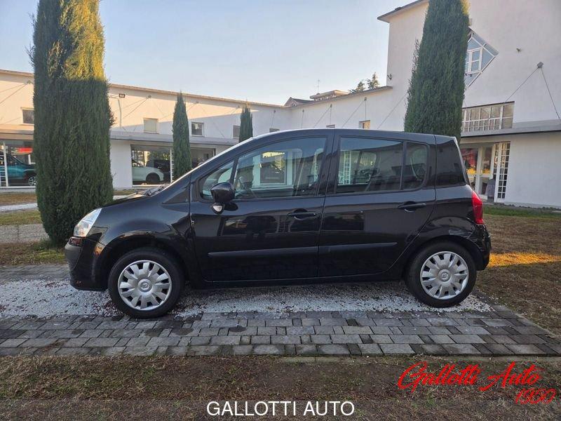 Renault Modus Grand Modus 1.2 16V 75CV