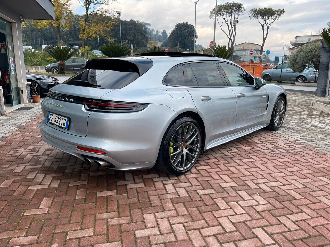 Porsche Panamera Sport Turismo 4.0 Turbo S E-Hybrid