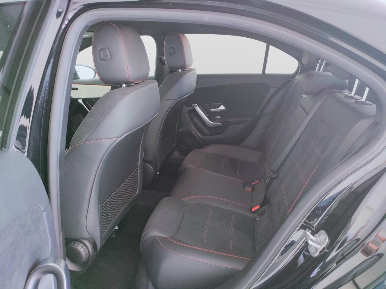 Mercedes-Benz A 180 d