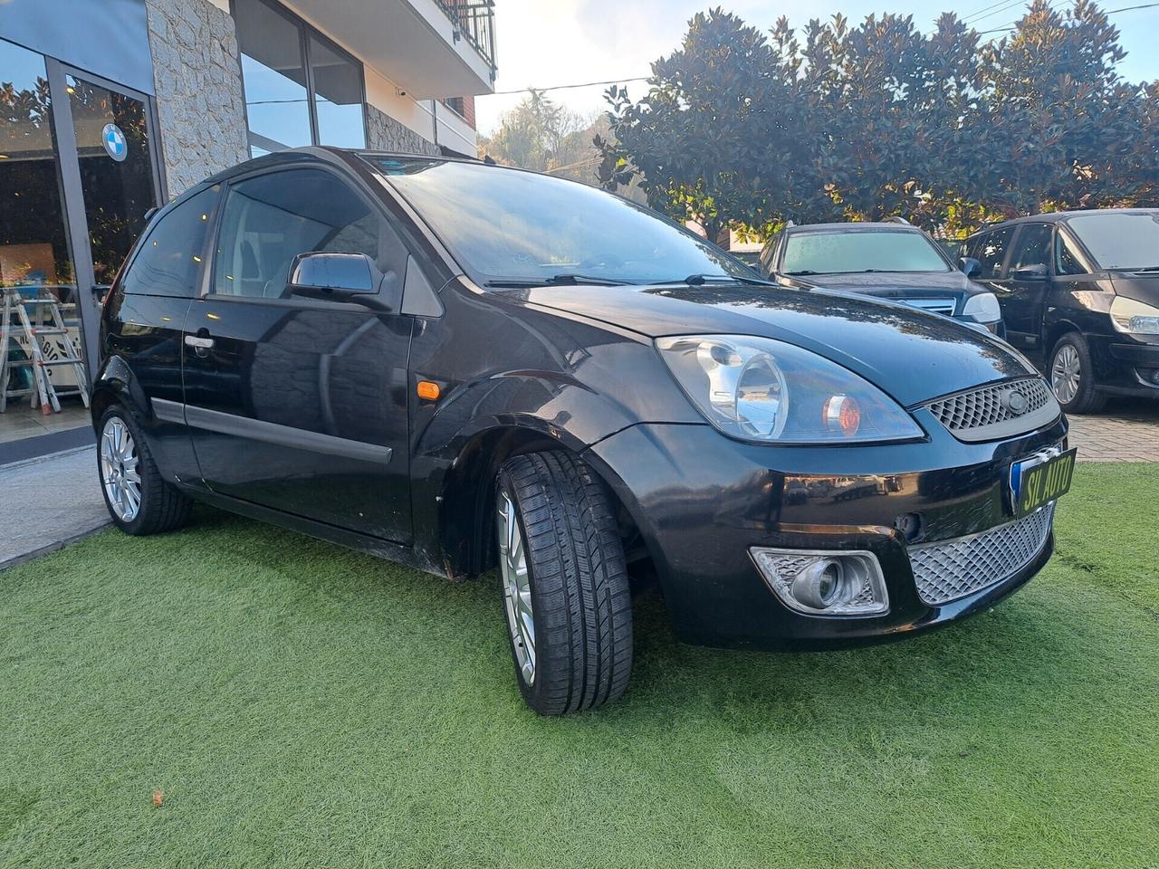 Ford Fiesta 1.6 TDCi , 90CV 5p. Ghia/ OK NEOPATENTATI