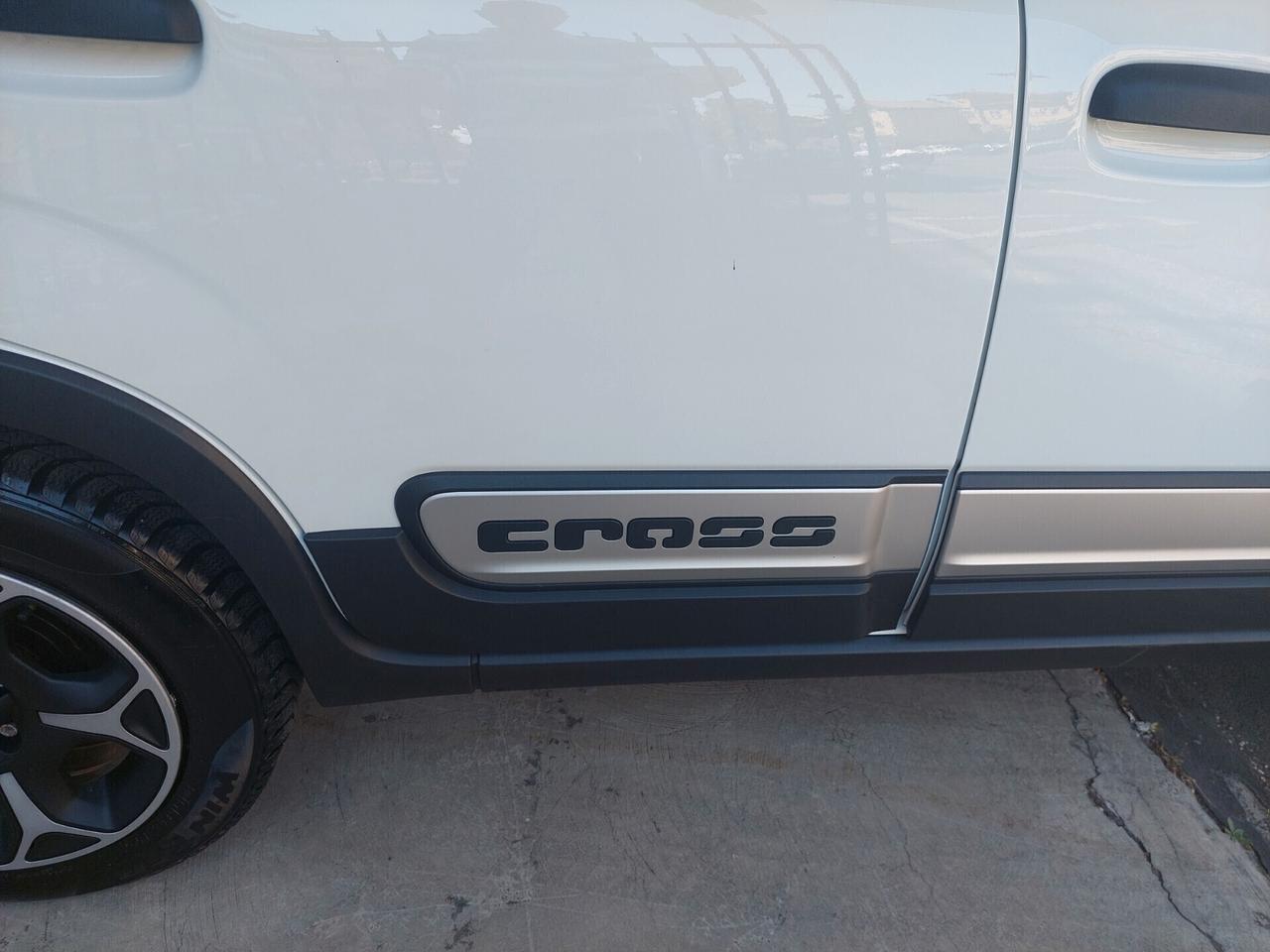 Fiat Panda 1.0 FireFly S&S Hybrid City Cross