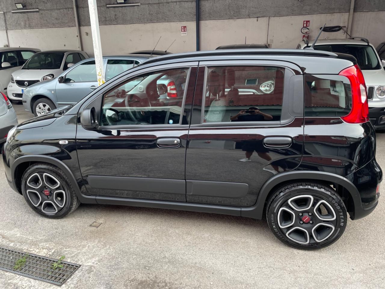 Fiat Panda 1.0 FireFly S&S Hybrid City Cross