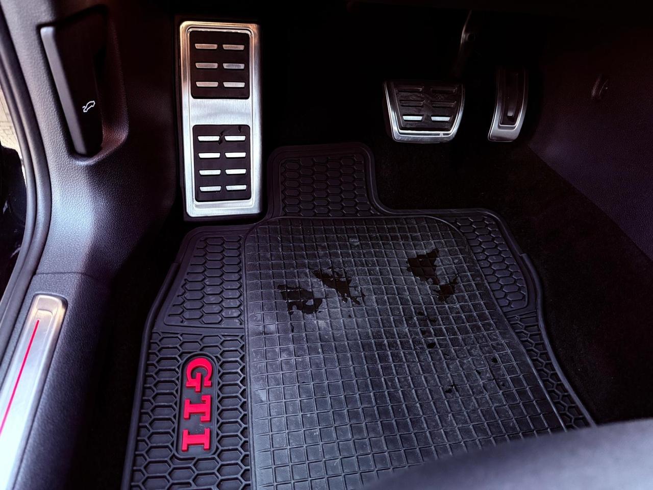 Volkswagen Golf GTI Performance 2.0 245 CV TSI DSG 5p. BMT