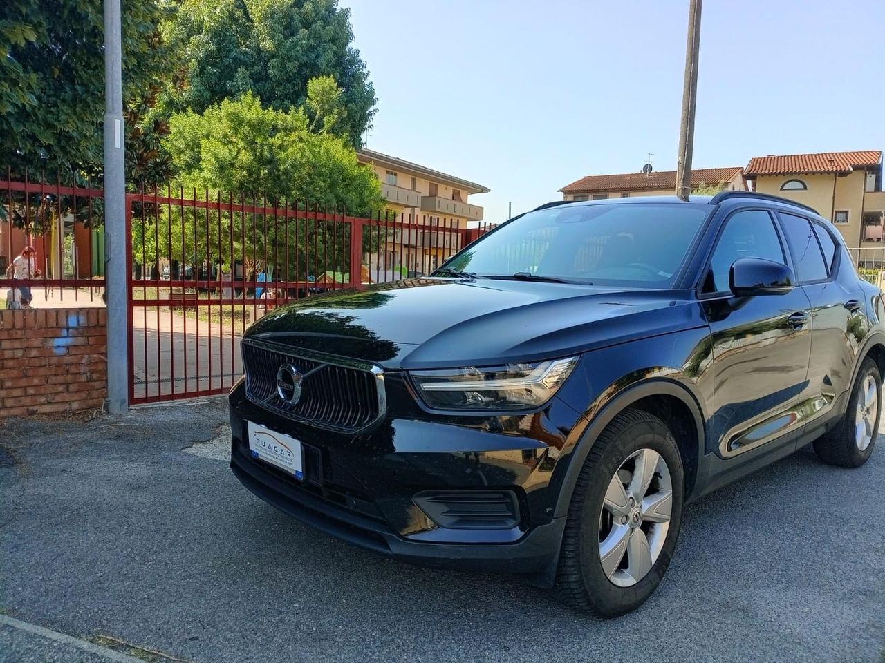 Volvo XC40 Business D3  #6218