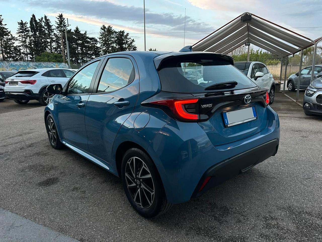 Toyota Yaris 1.5 Hybrid 5 porte Lounge