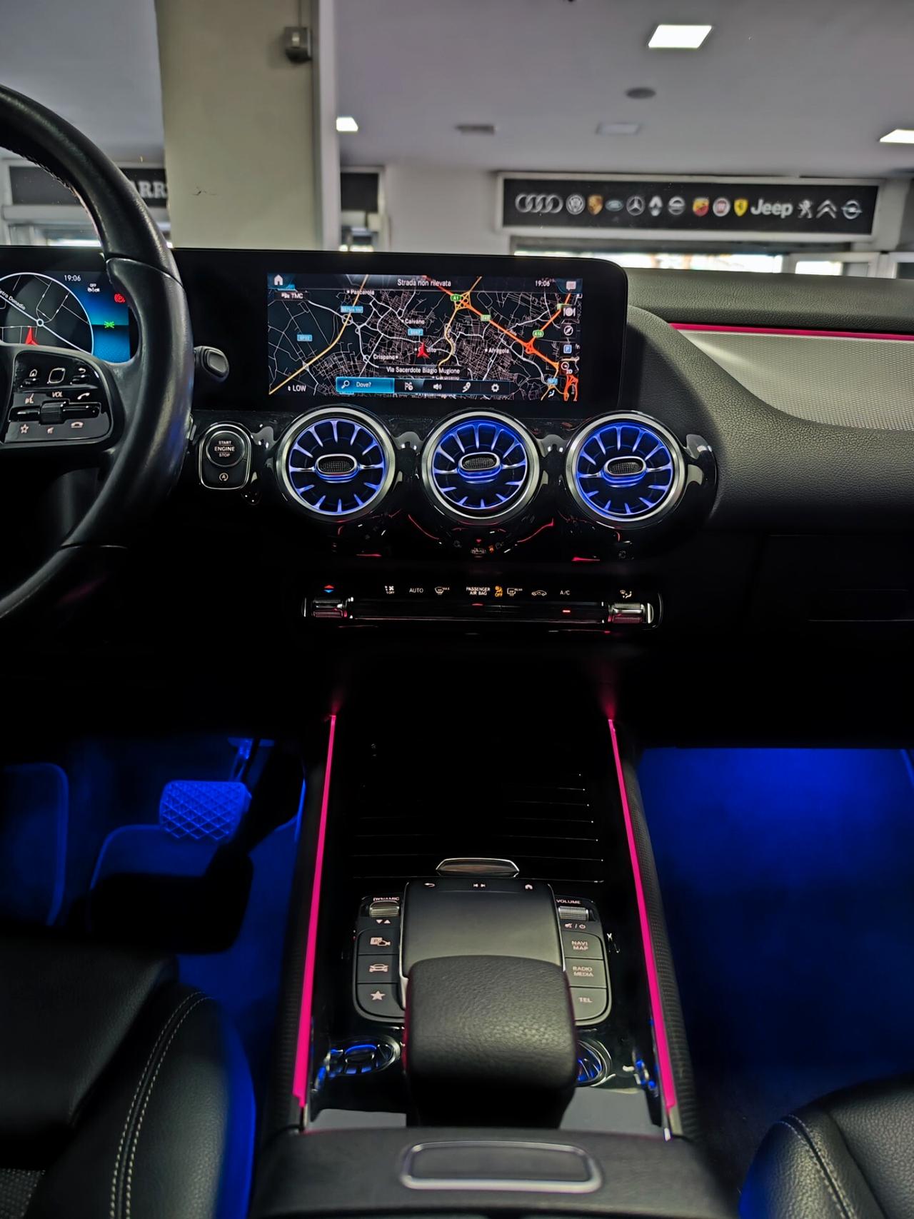 Mercedes-benz GLA 180 d Automatic Sport Plus LED AMBIENTE
