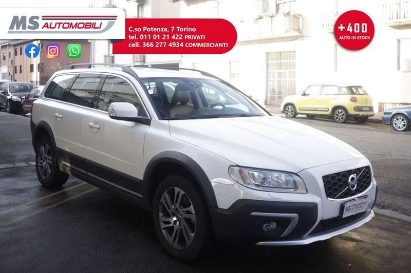 Volvo XC70 Volvo XC70 D4 AWD Geartronic Momentum 133KW ANNO 2015