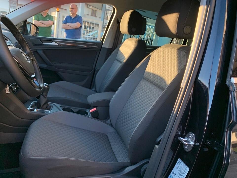 Volkswagen Tiguan 2.0 TDI SCR R-LINE 150 CV COOKPIT-CARPLAY-LED-CAM