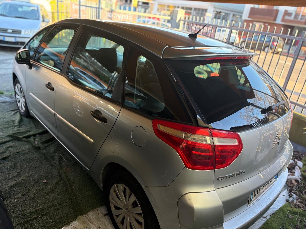 Citroen C4 Picasso 1.8 Elegance