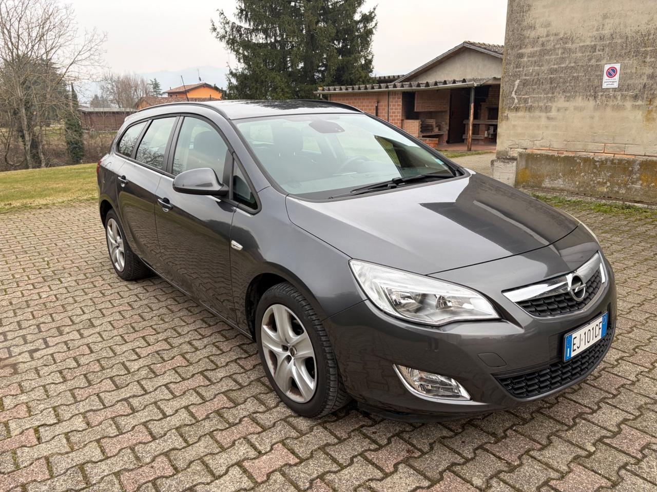 Opel Astra 1.4 Turbo 140CV AUTO NUOVISSIMA