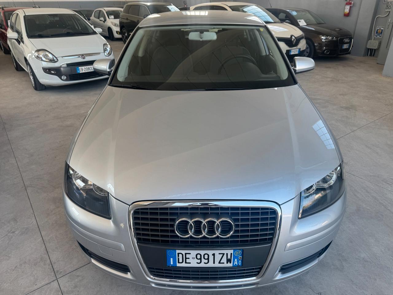 Audi A3 1.6 Attraction