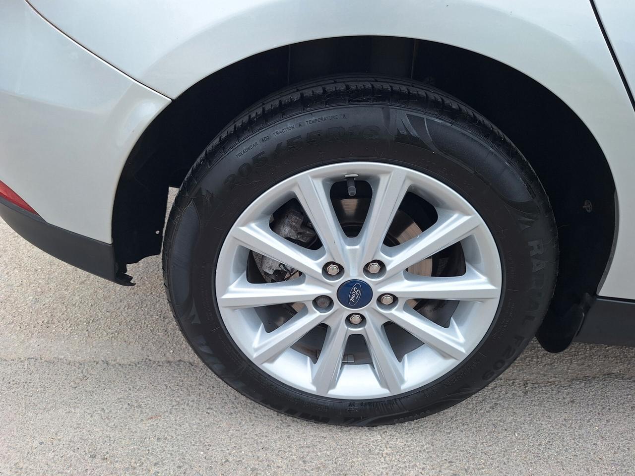 Ford Focus 1.5 TDCi 120 CV BERLINA 100000 KM
