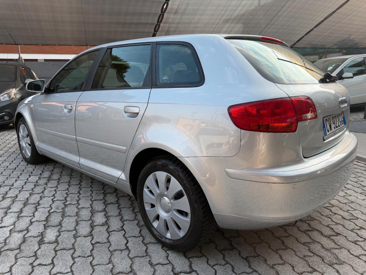Audi A3 Sportback 1.6 Ambition CAMBIO AUTOMATICO IDONEA NEOPATENTATI