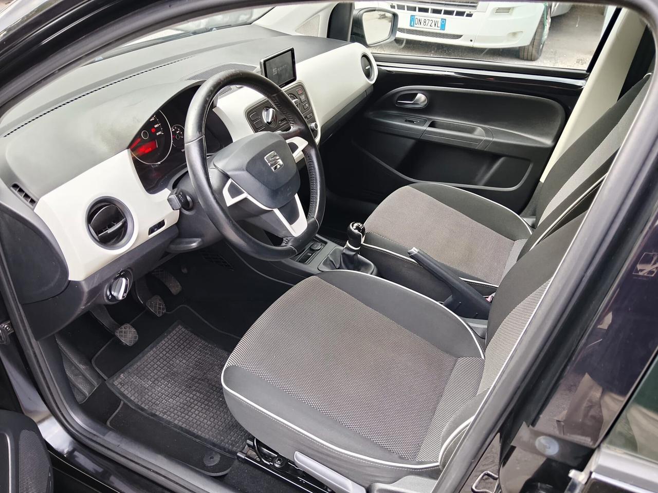 Seat Mii 1.0 5 porte Chic 10/2016 DA VETRINA