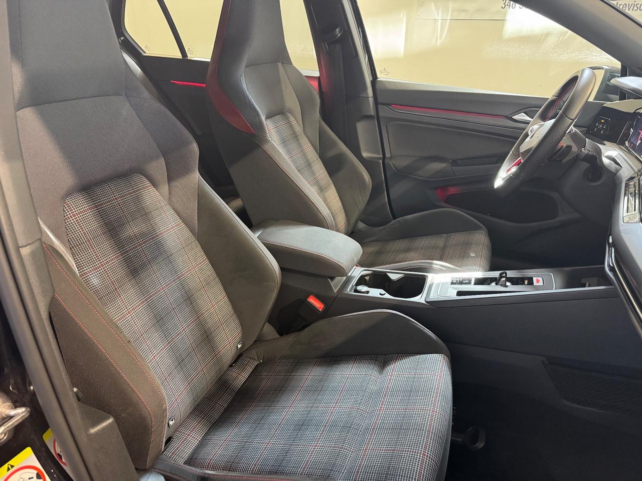 Volkswagen Golf GTI 2.0 TSI