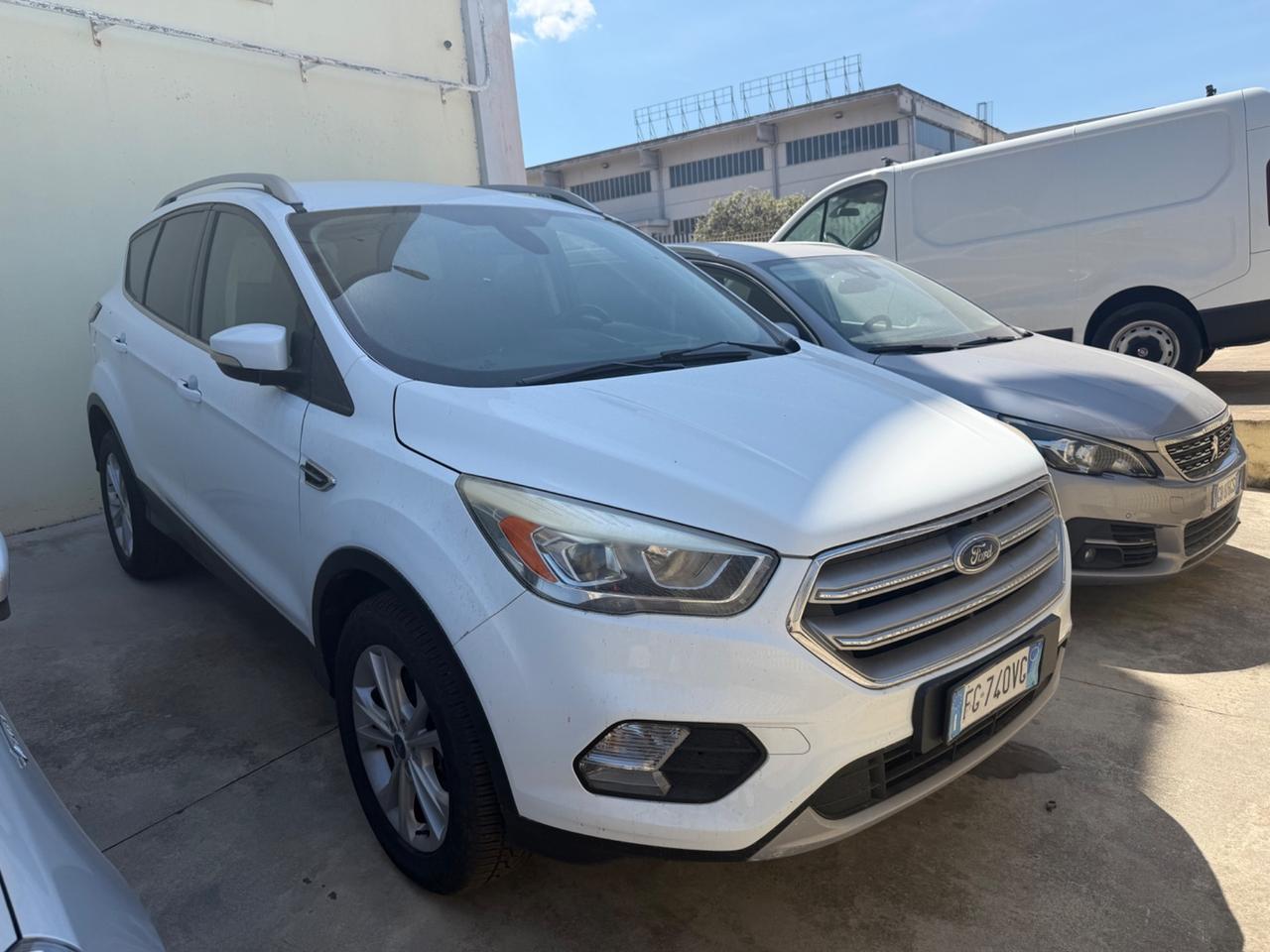 Ford Kuga 1.5 TDCI 120 CV S&S 2WD ST-Line 2017