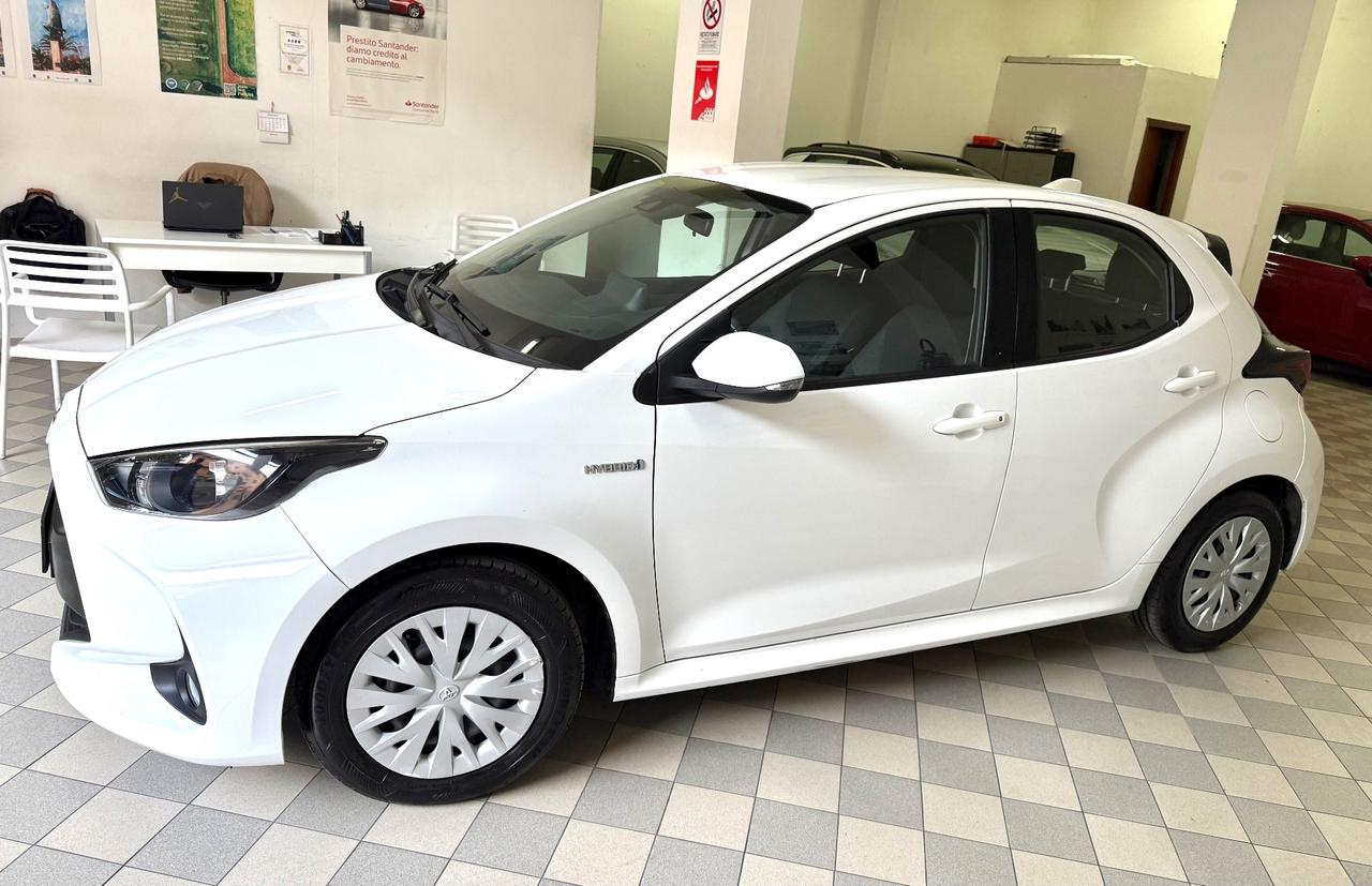 Toyota Yaris 1.5 Hybrid 5 porte Active aziendale