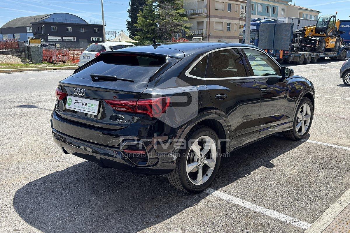 AUDI Q3 SPB 40 TDI quattro S tronic Business Plus