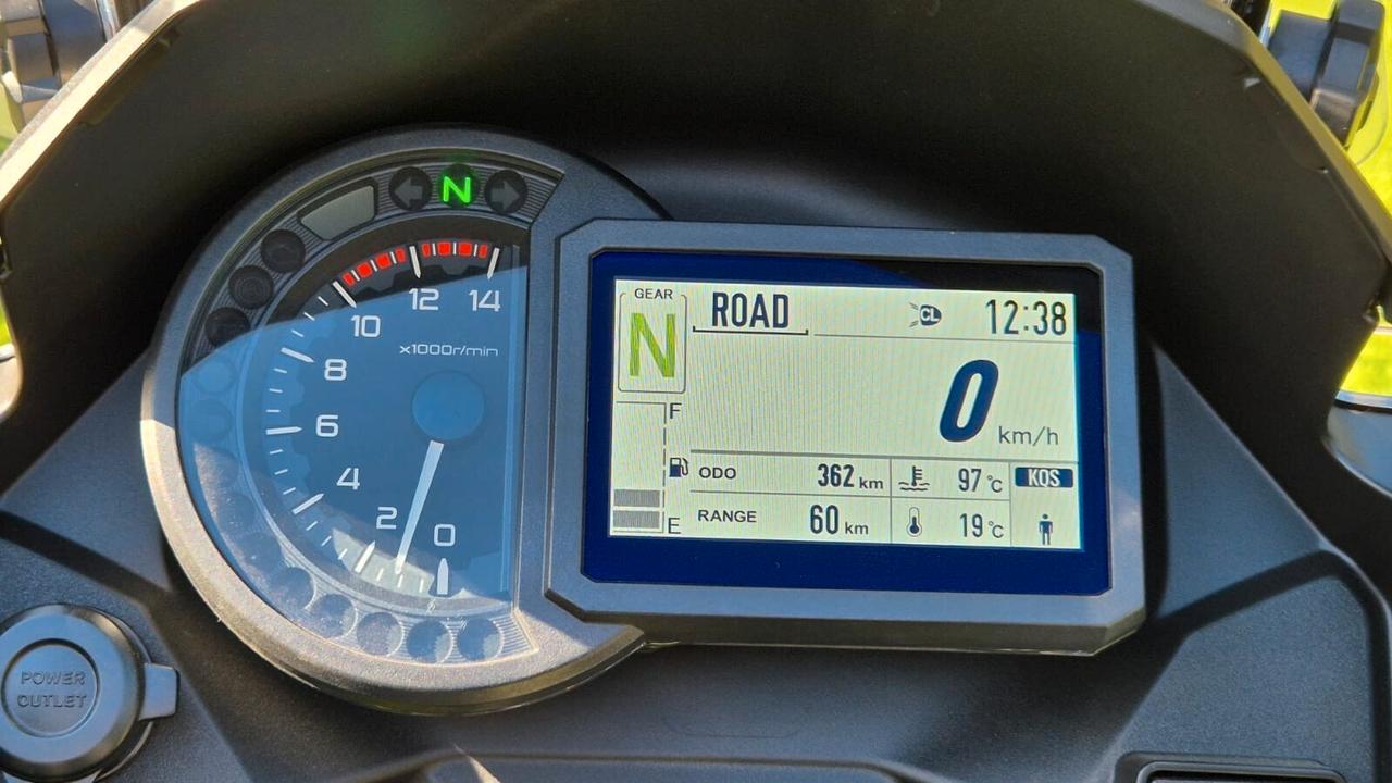 KAWASAKI VERSYS 1000 SE unipro' 2024 km362 leggi testo