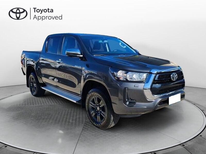 Toyota Hilux 2.4 d-4d C&C 4x4 Lounge