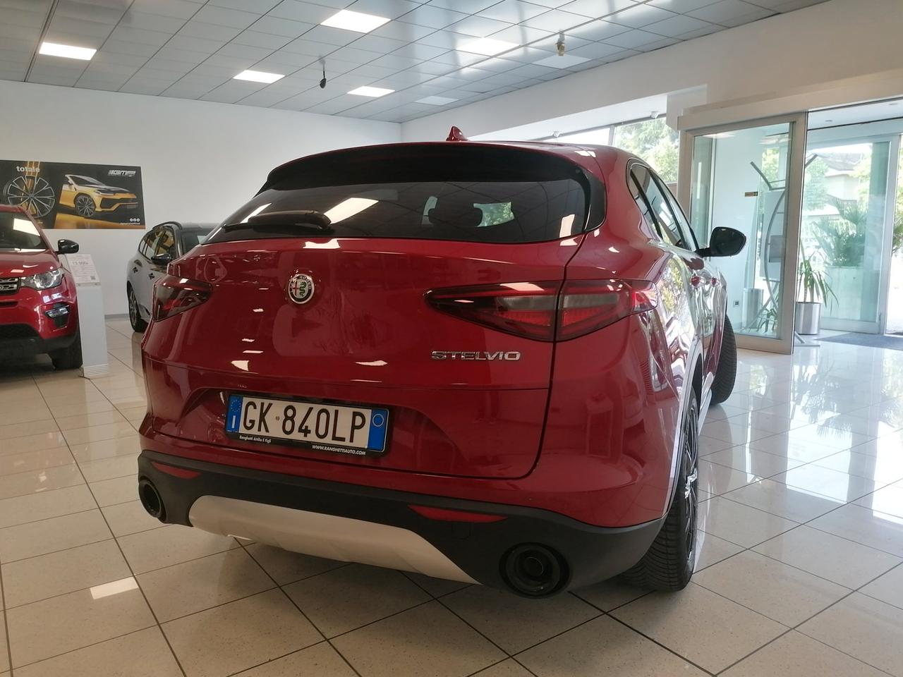 Alfa Romeo Stelvio 2.2 t Business rwd 160cv