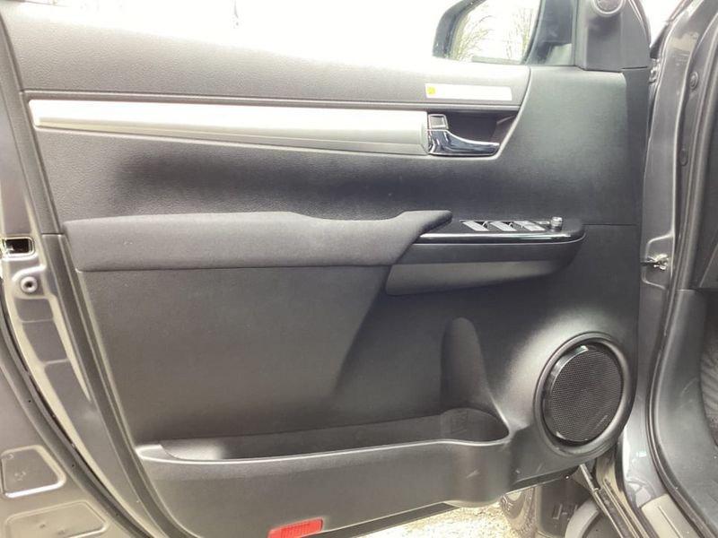 Toyota Hilux 2.4 Diesel AT Double Cab 4WD Executive MY24