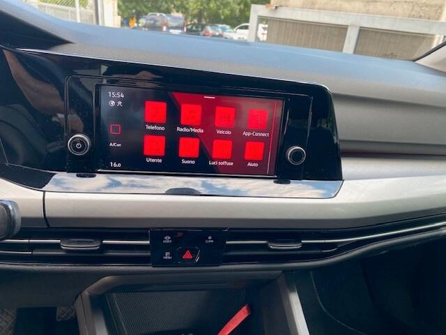 Volkswagen Golf VIII 1.0 eTSI EVO DSG Life 11CV