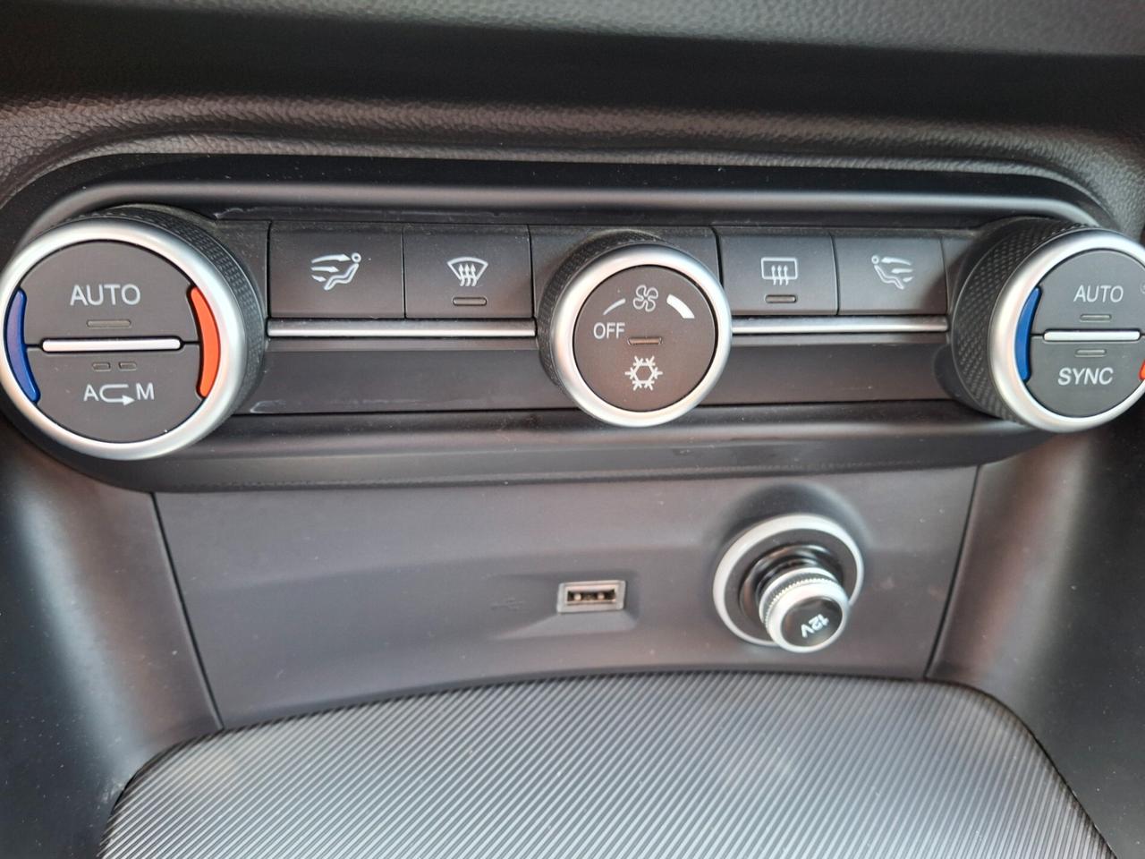 Alfa Romeo Stelvio 2.2 Turbodiesel 210 CV AT8 Q4 Executive